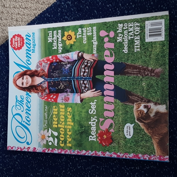 Bundle of Magazines - Picture 13 of 16